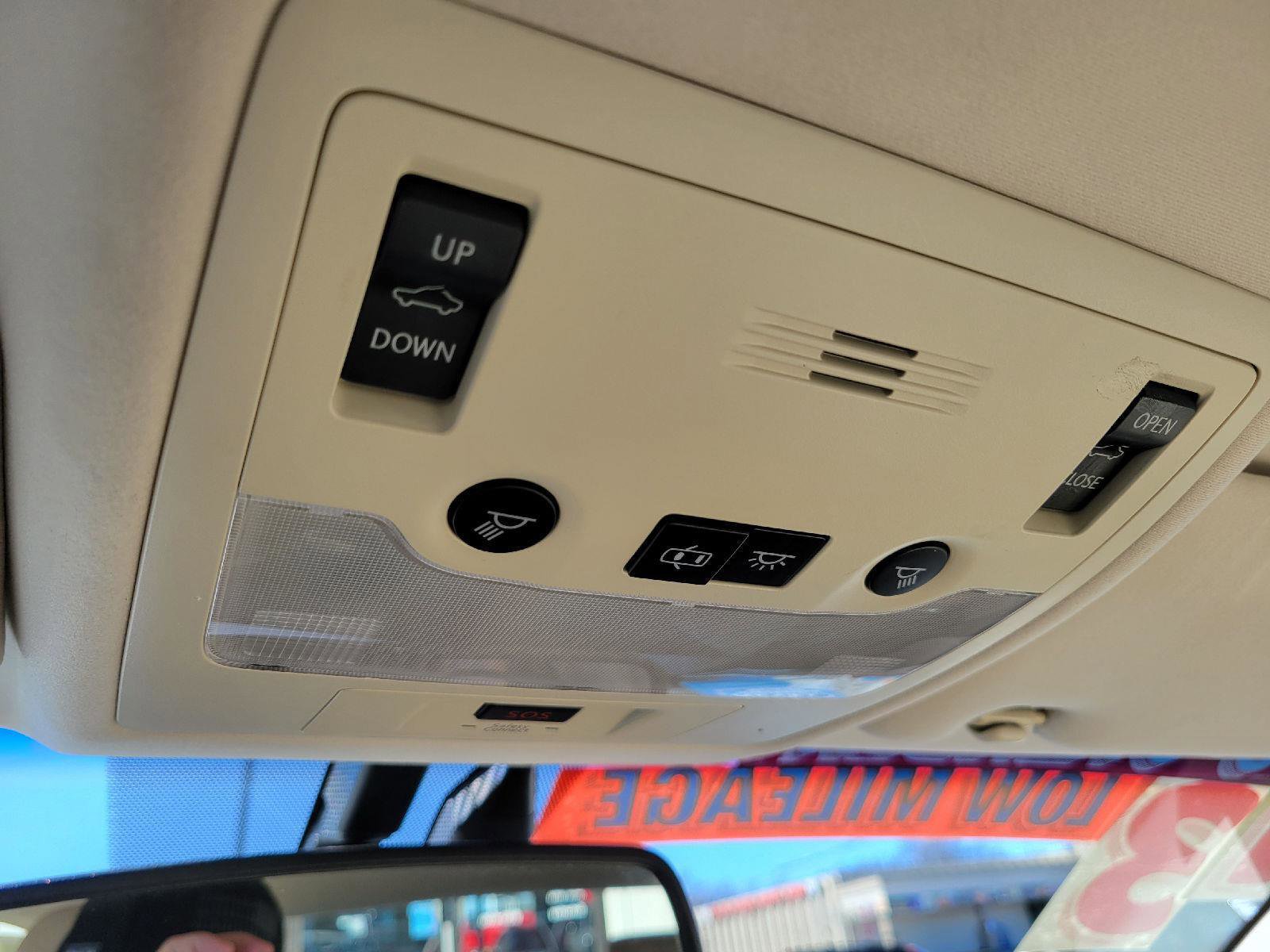 Used 2013 Lexus ES 350 w/ Luxury Pkg image 26