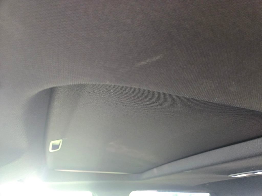 Used 2023 Chevrolet Silverado 1500 ZR2 w/ Technology Package AWD/4WD image 10