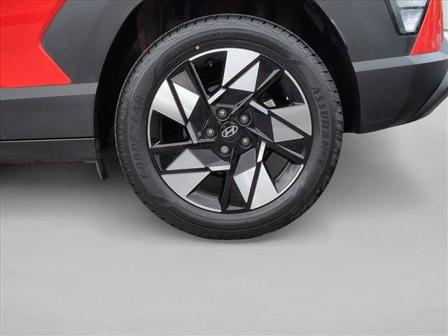 Used 2024 Hyundai Kona SEL FWD image 23
