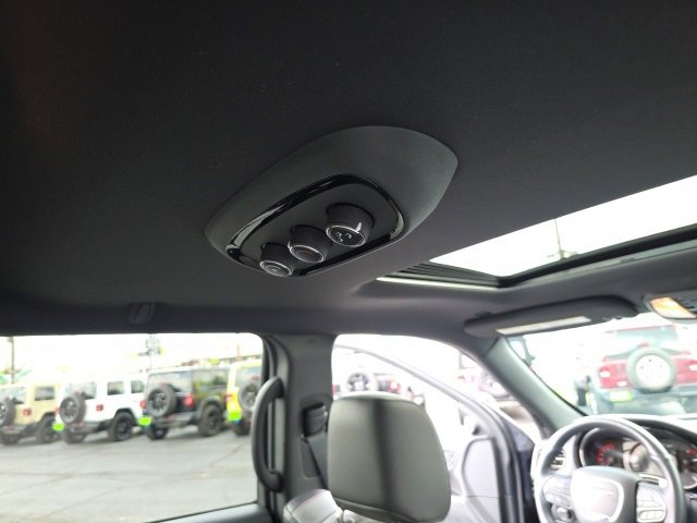 Used 2024 Dodge Durango GT image 45