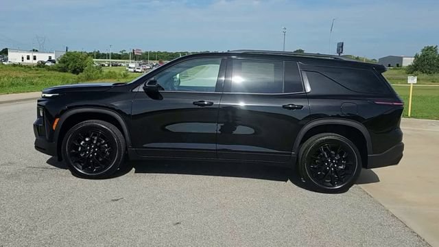 New 2026 Chevrolet Traverse LT w/ Midnight/Sport Edition AWD/4WD image 5