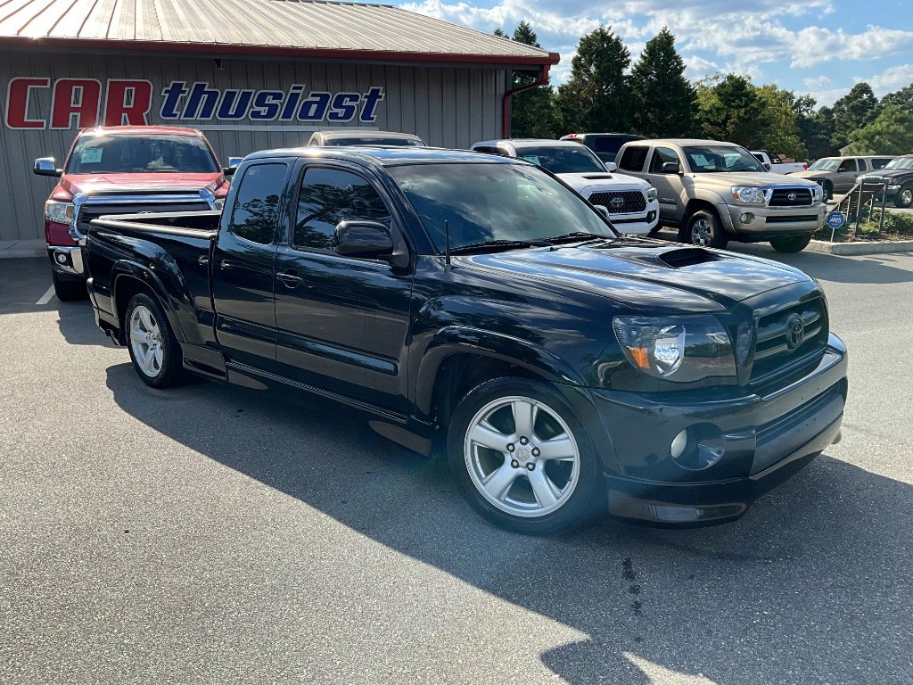 Used 2006 Toyota Tacoma X-Runner RWD image 2