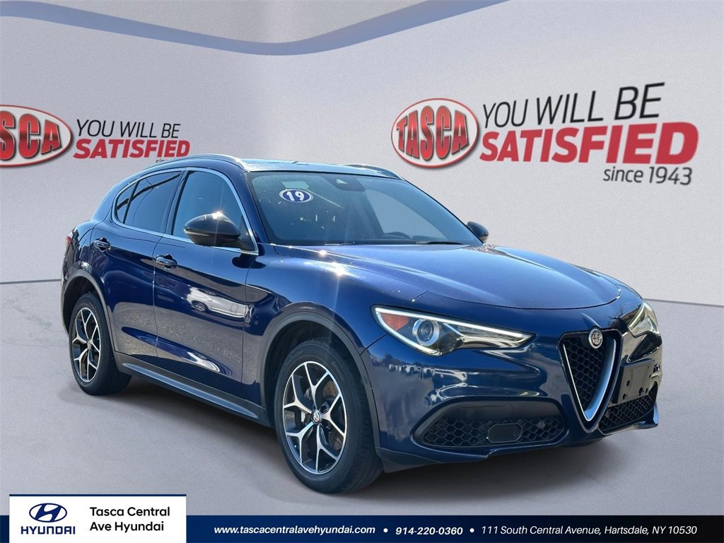 Used 2019 Alfa Romeo Stelvio Ti video 1