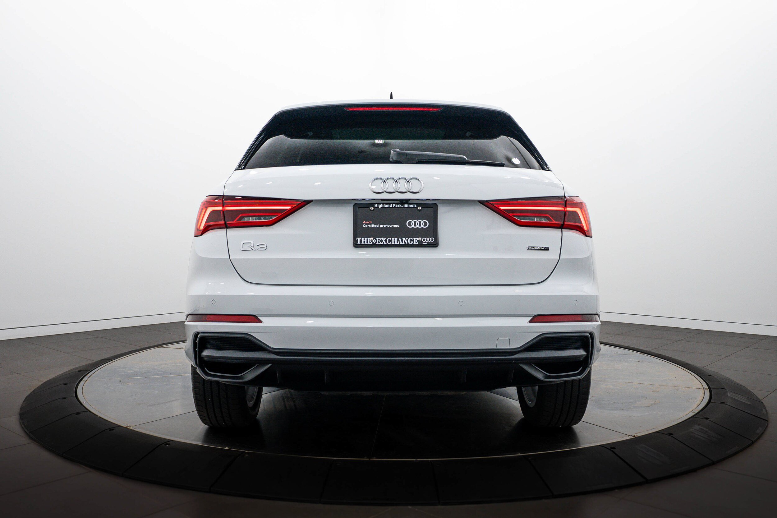 Certified 2023 Audi Q3 2.0T Premium Plus w/ Premium Plus Package AWD/4WD image 20