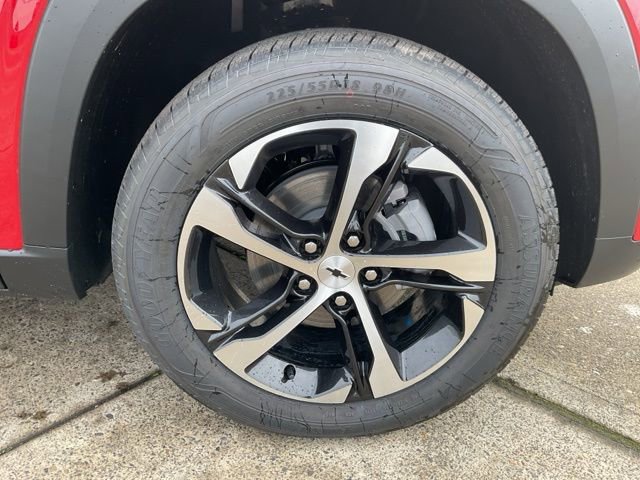 New 2026 Chevrolet Trax RS w/ Driver Confidence Package FWD image 14