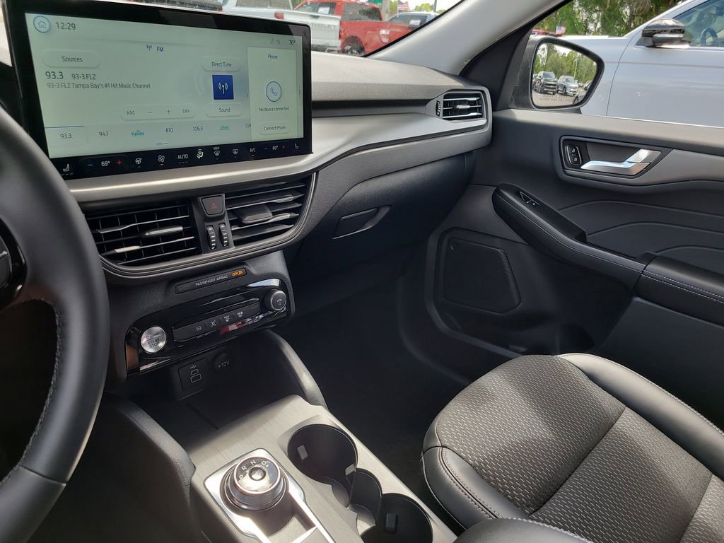 Certified 2026 Ford Escape SE FWD image 19