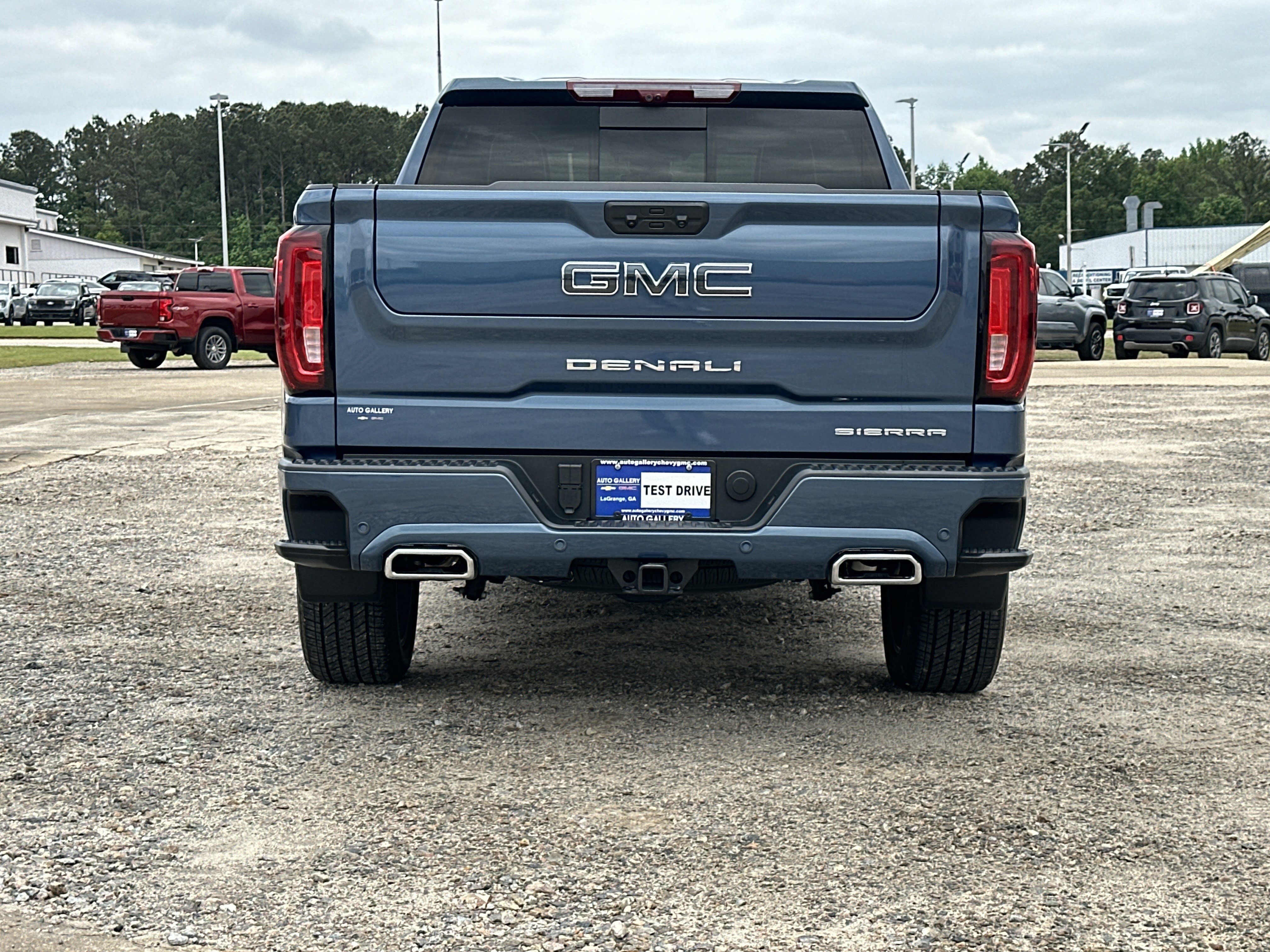 Certified 2025 GMC Sierra 1500 Denali Ultimate AWD/4WD image 7