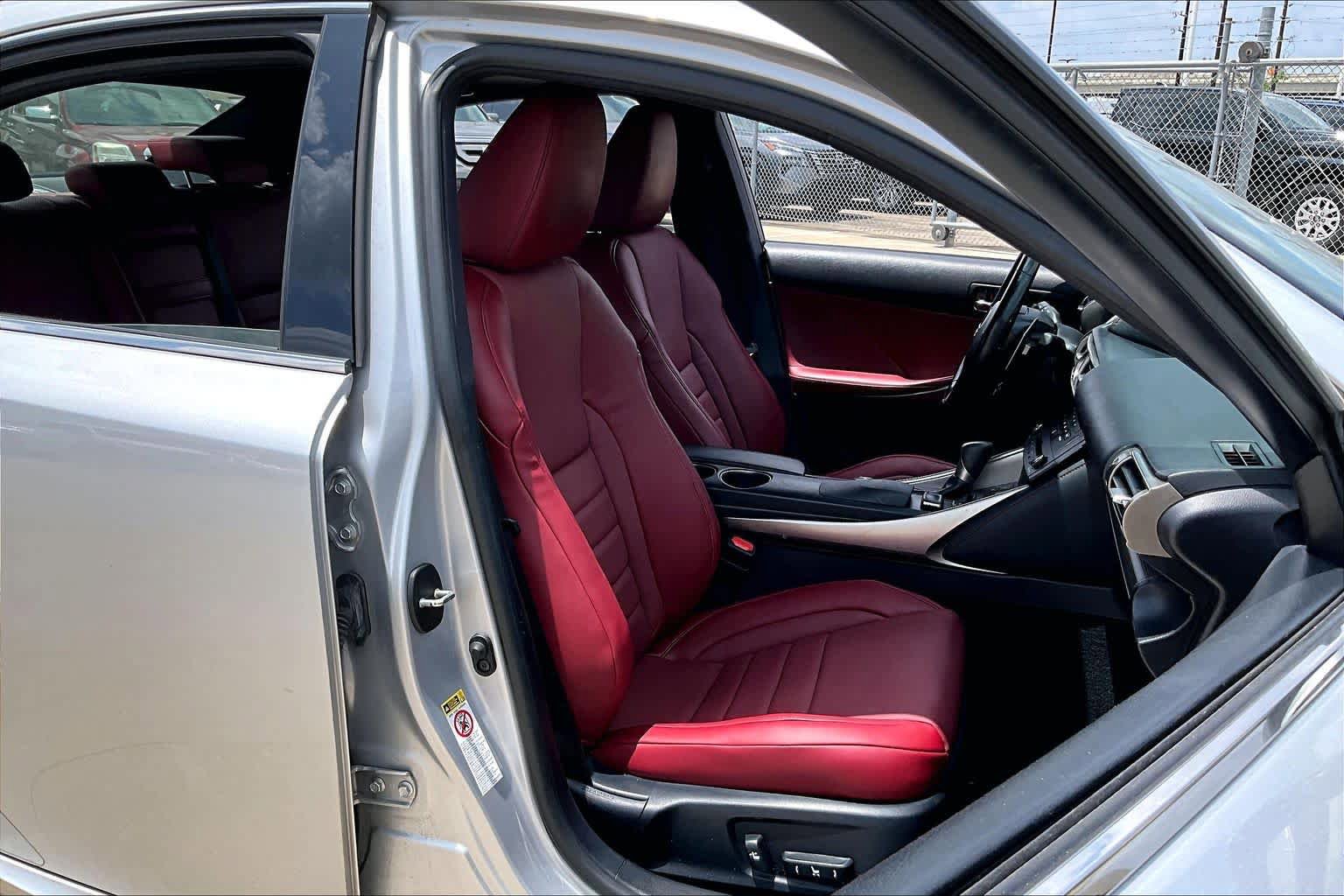 Used 2016 Lexus IS 200t RWD image 8