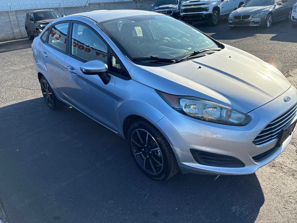 Used 2017 Ford Fiesta SE w/ Cold Weather Package FWD image 2