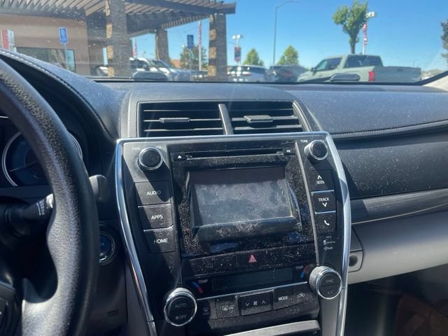 Used 2015 Toyota Camry LE FWD image 36