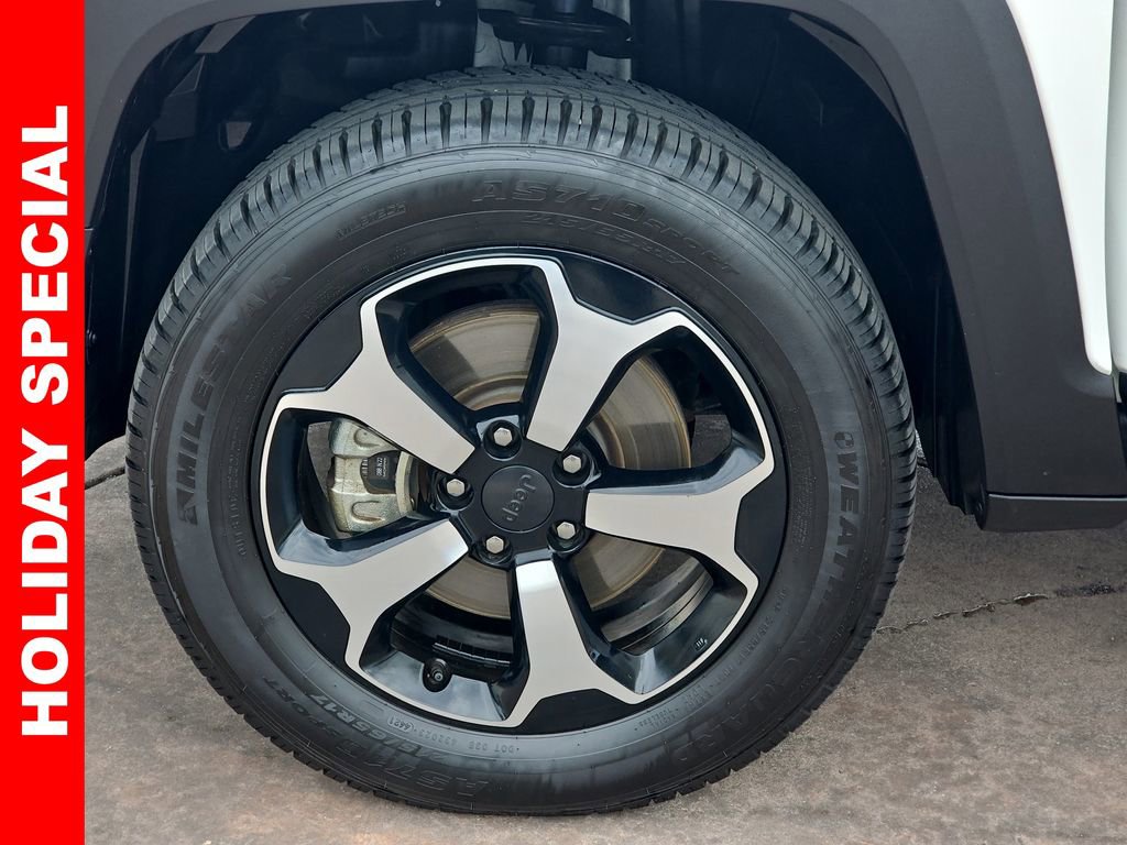 Used 2022 Jeep Renegade Trailhawk image 36