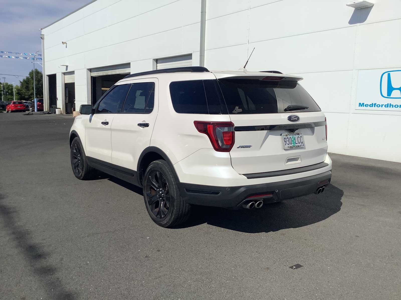 Used 2019 Ford Explorer Sport w/ Equipment Group 401A AWD/4WD image 3