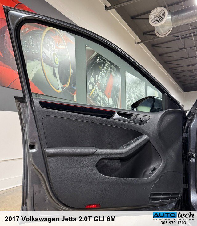 Used 2017 Volkswagen Jetta GLI image 17