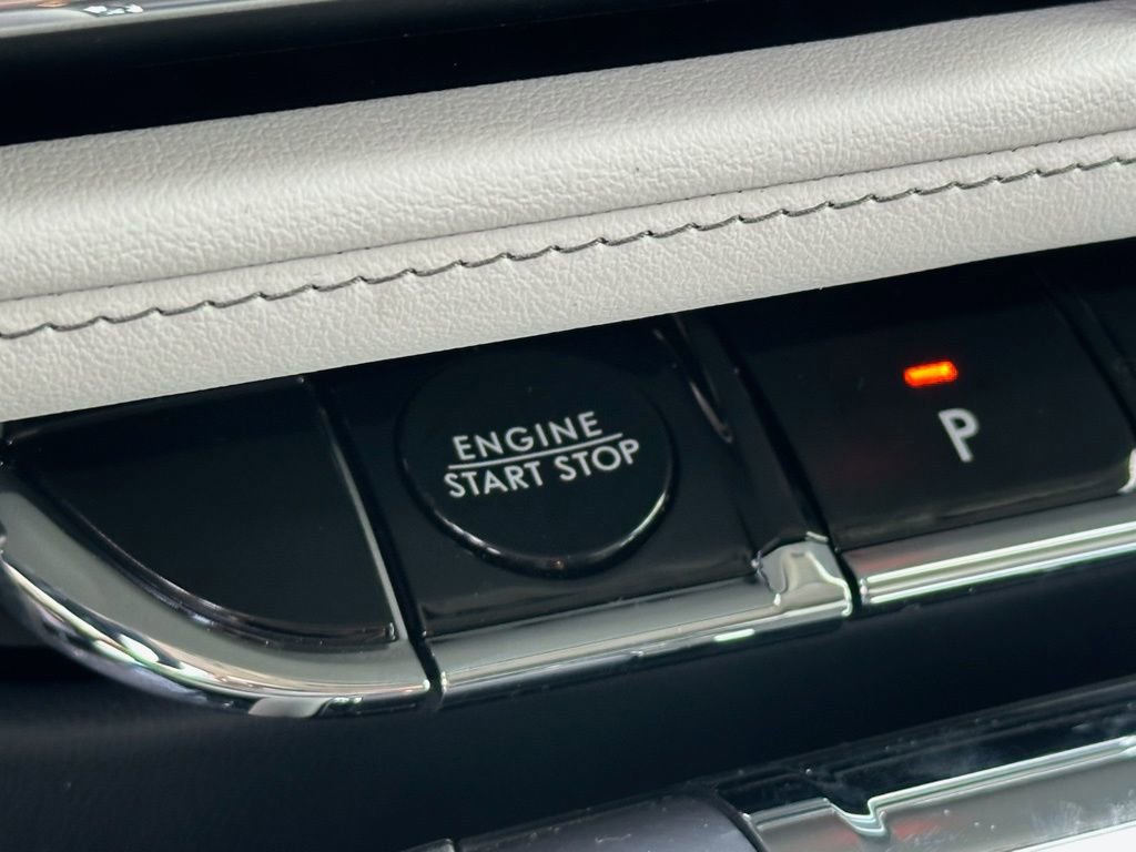 New 2026 Lincoln Aviator AWD image 11