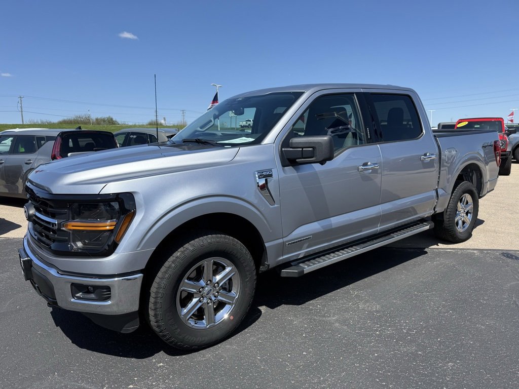 Used 2024 Ford F150 XLT w/ Mobile Office Package image 6