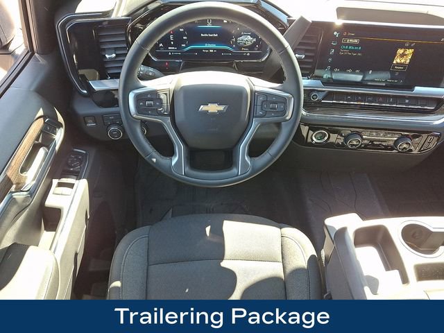 Used 2023 Chevrolet Silverado 1500 LT AWD/4WD image 3