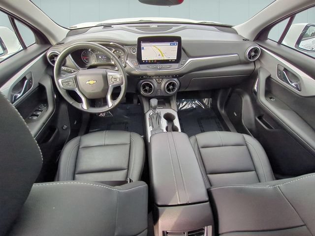 Used 2025 Chevrolet Blazer LT w/ Sound & Technology Package AWD/4WD image 29