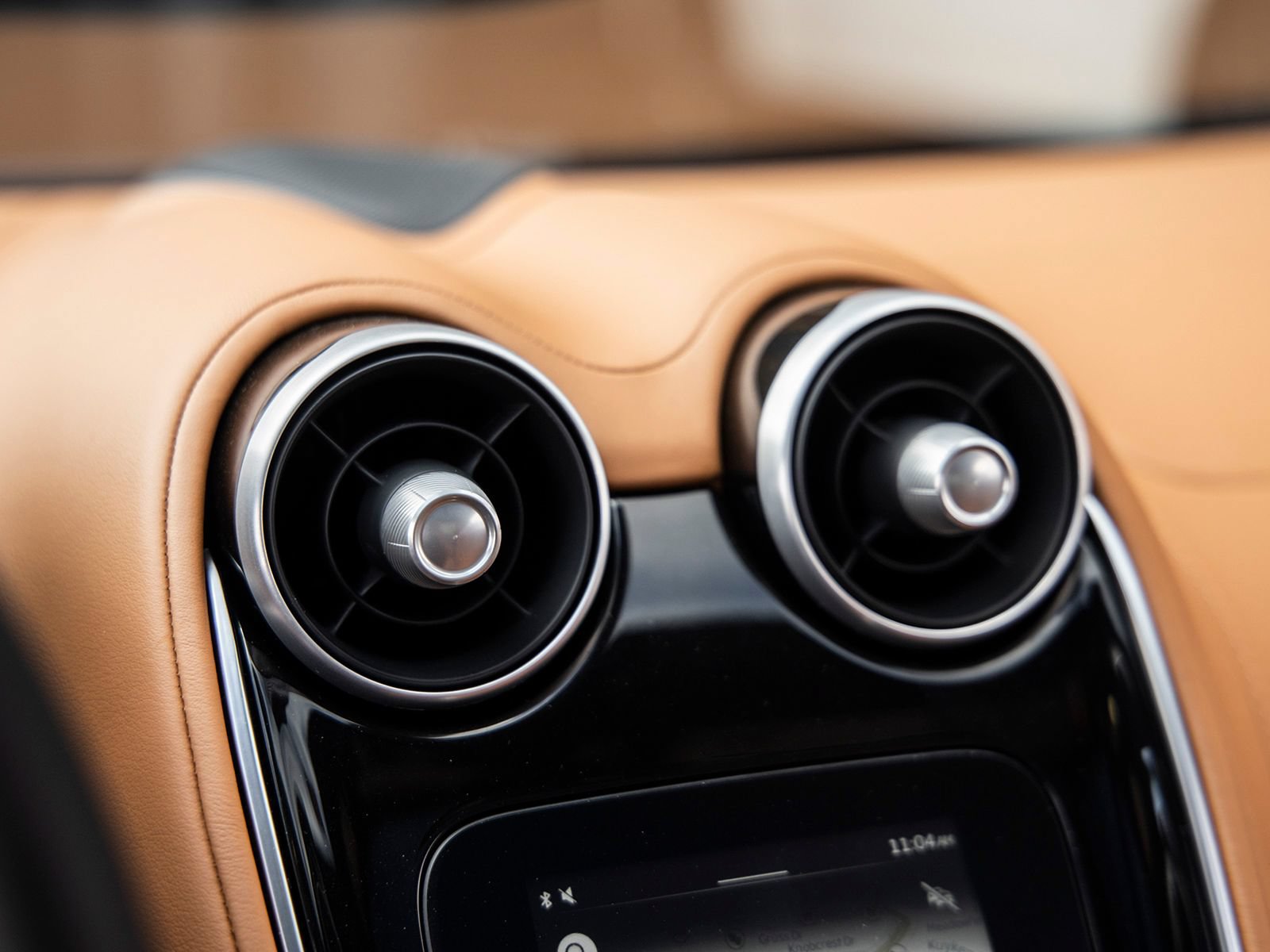 Used 2023 McLaren GT RWD image 31