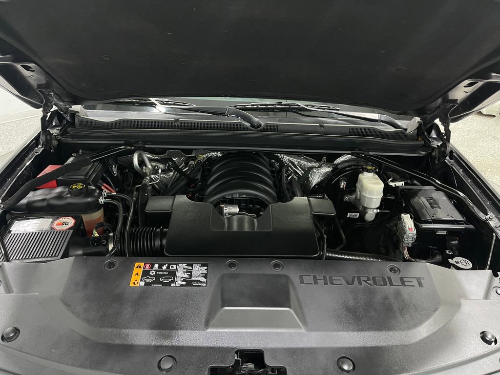 Used 2017 Chevrolet Suburban LT image 26