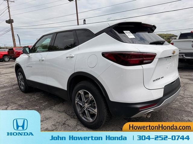 Used 2025 Chevrolet Blazer LT AWD/4WD image 7