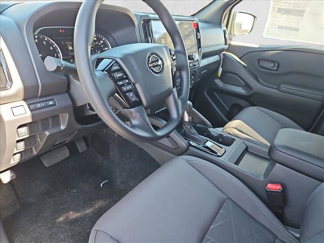New 2027 Nissan Frontier SV RWD image 3