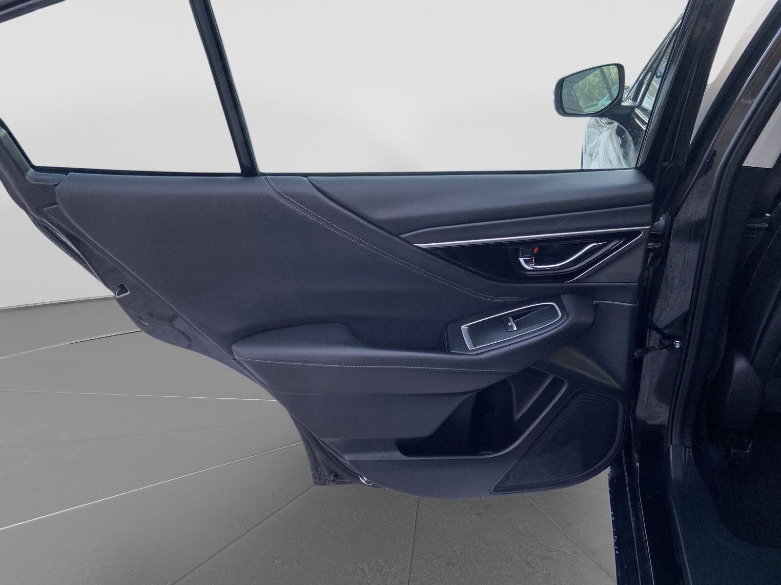 Used 2022 Subaru Legacy Limited AWD/4WD image 24
