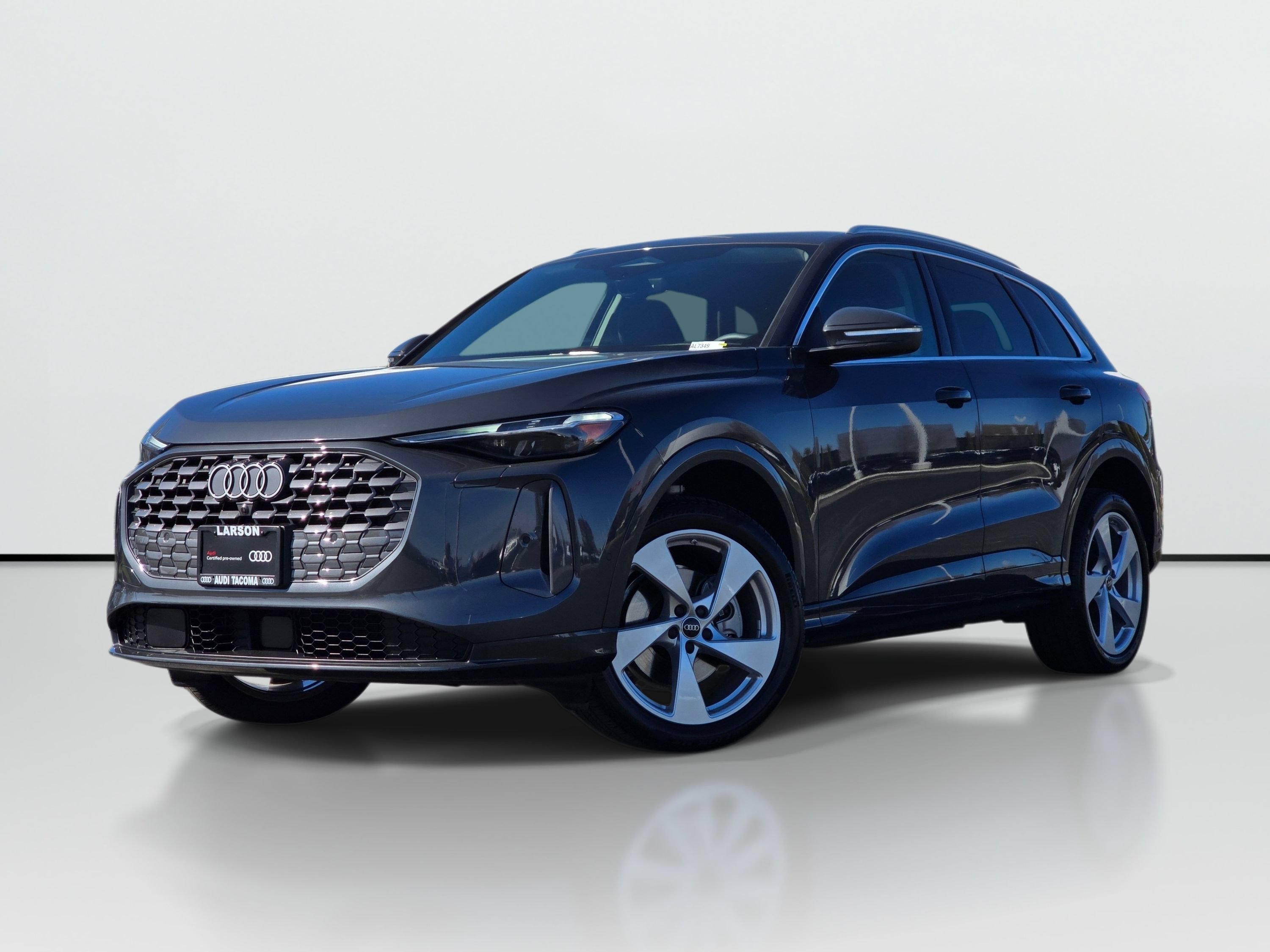 Certified 2025 Audi Q5 Premium Plus w/ Premium Plus