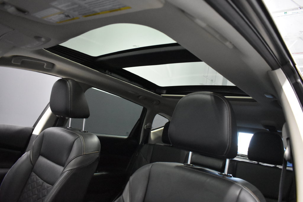 Certified 2023 Nissan Murano Platinum w/ Cargo Package FWD image 17