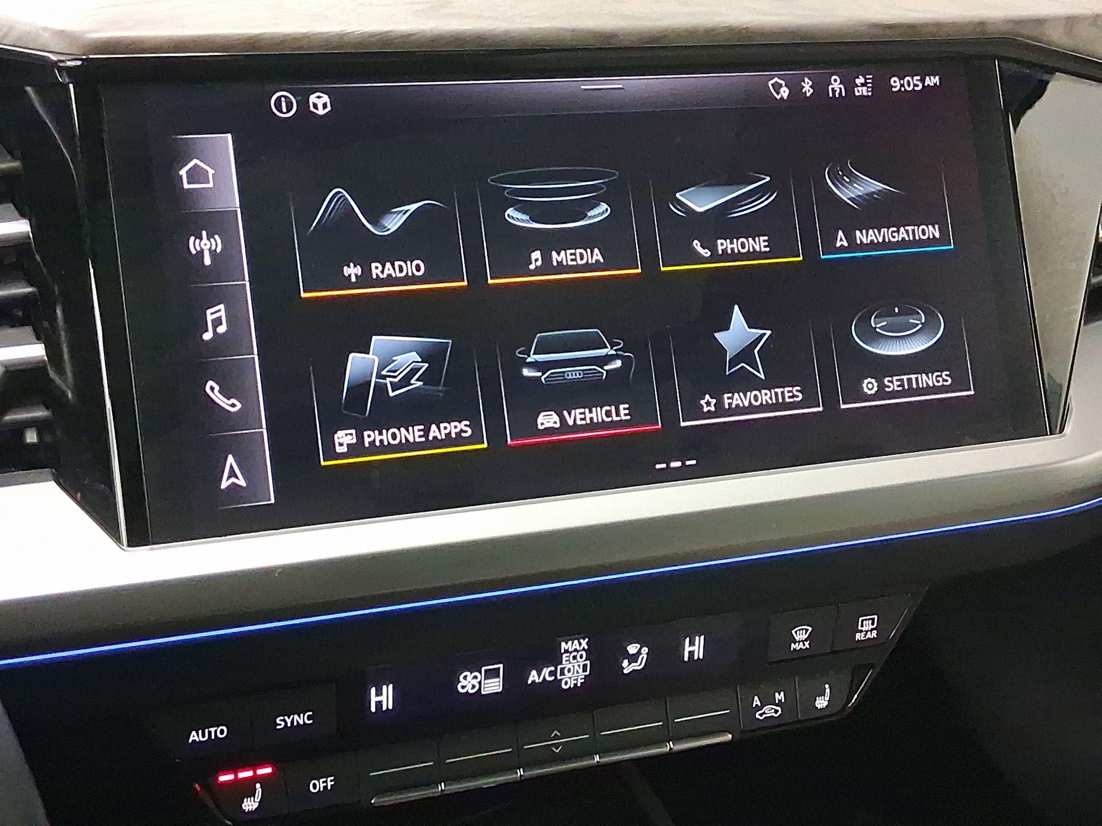 Certified 2023 Audi Q4 e-tron Prestige image 22