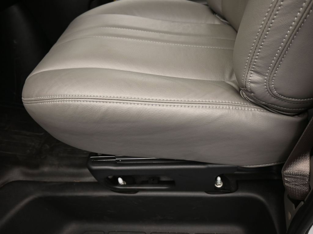 New 2025 Chevrolet Express 2500 w/ Driver Convenience Package image 13