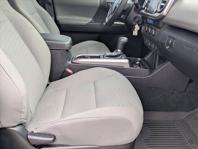 Used 2022 Toyota Tacoma SR5 RWD image 18