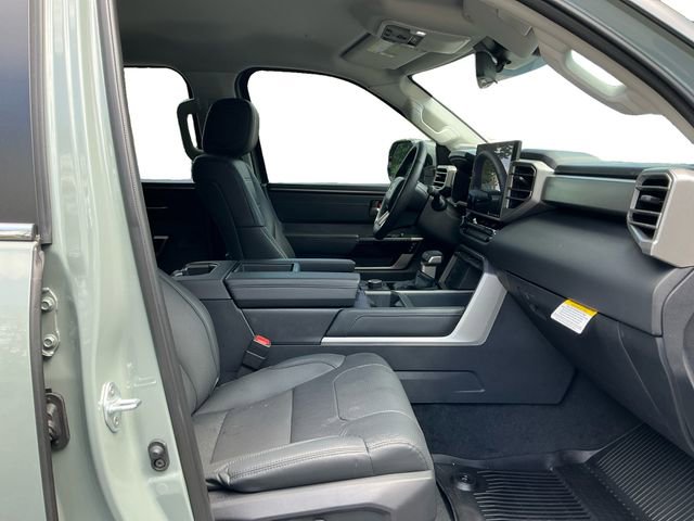 Used 2024 Toyota Tundra Limited AWD/4WD image 17