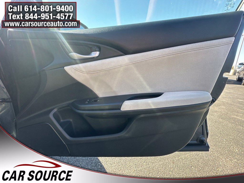 Used 2019 Honda Insight EX image 30