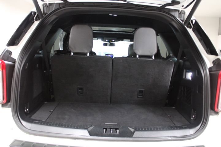 Used 2022 Ford Explorer ST w/ Equipment Group 401A image 13