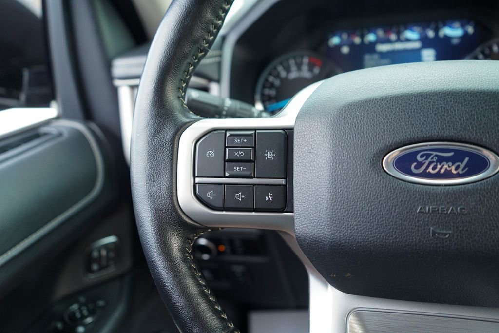 Used 2024 Ford Expedition Max XLT image 27