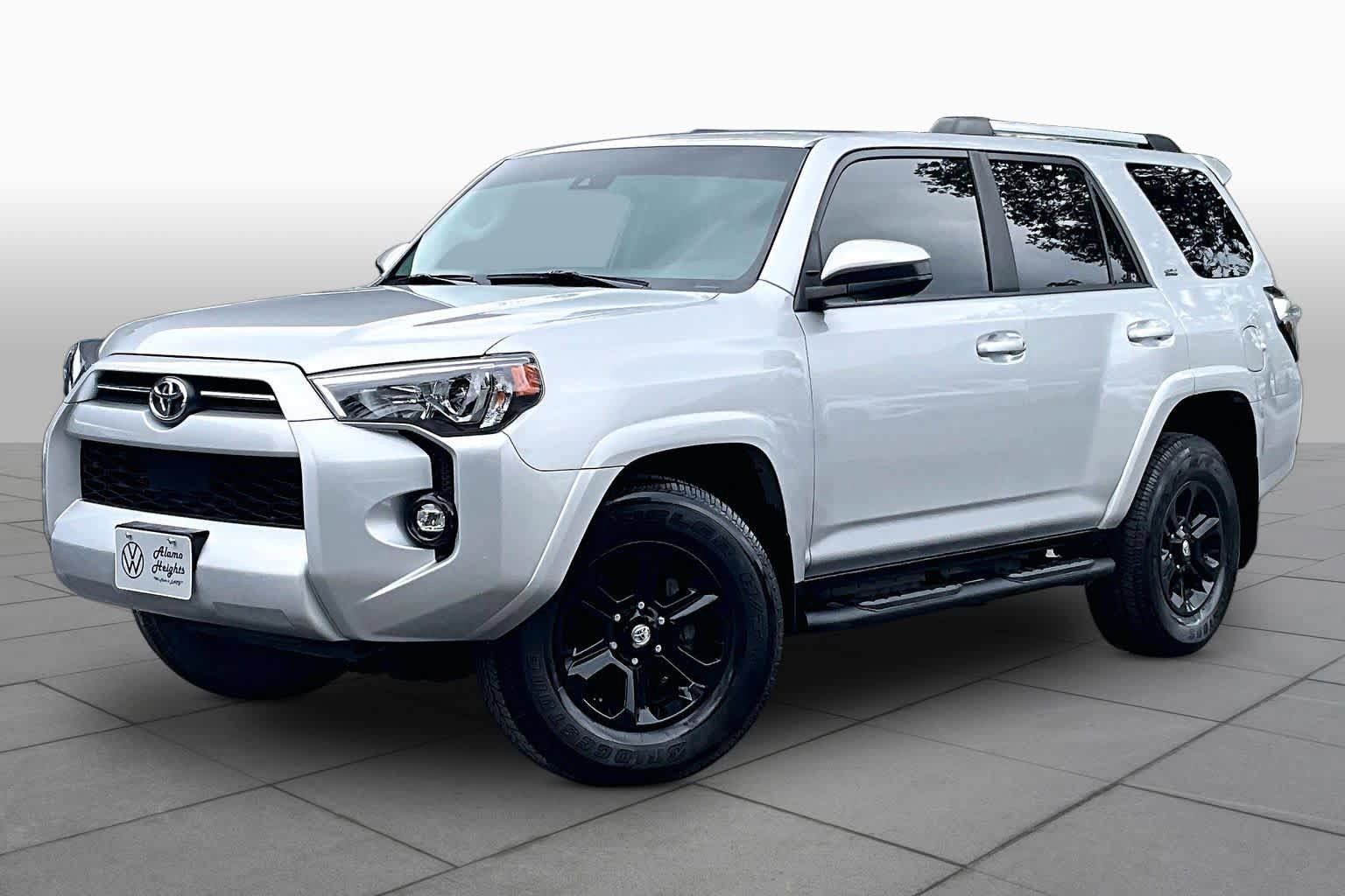 Used 2024 Toyota 4Runner SR5 RWD video 1