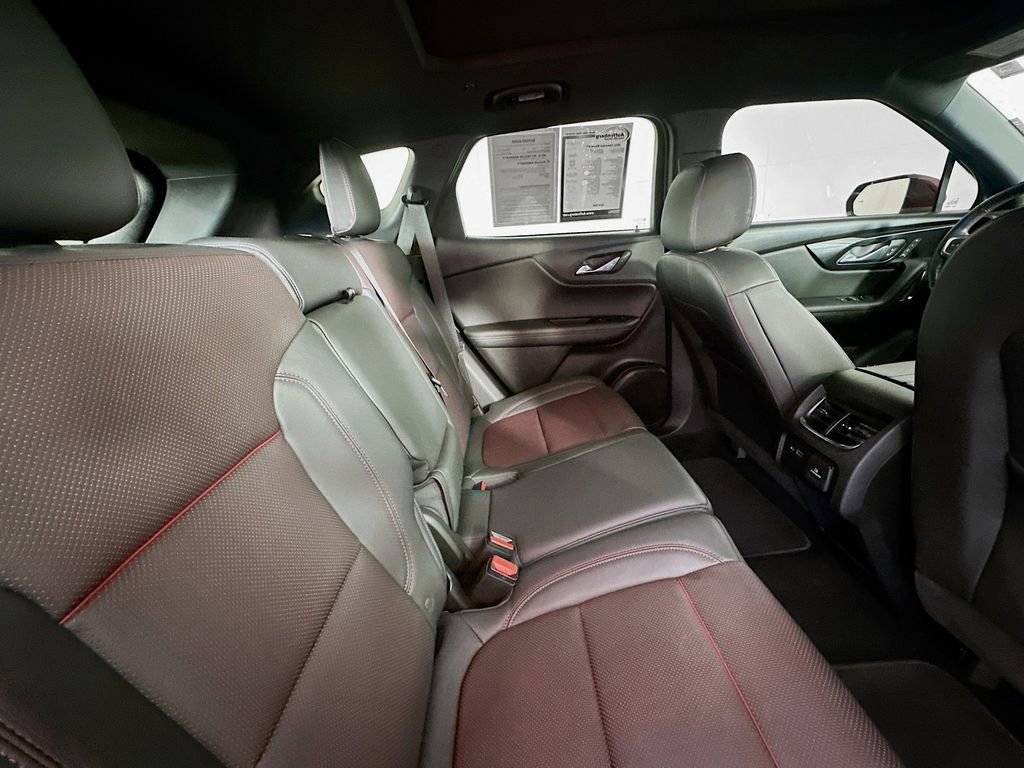 Used 2021 Chevrolet Blazer RS w/ Enhanced Convenience Package AWD/4WD image 29