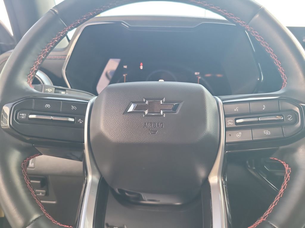 Used 2023 Chevrolet Colorado Z71 w/ Z71 Convenience Package 2 image 13