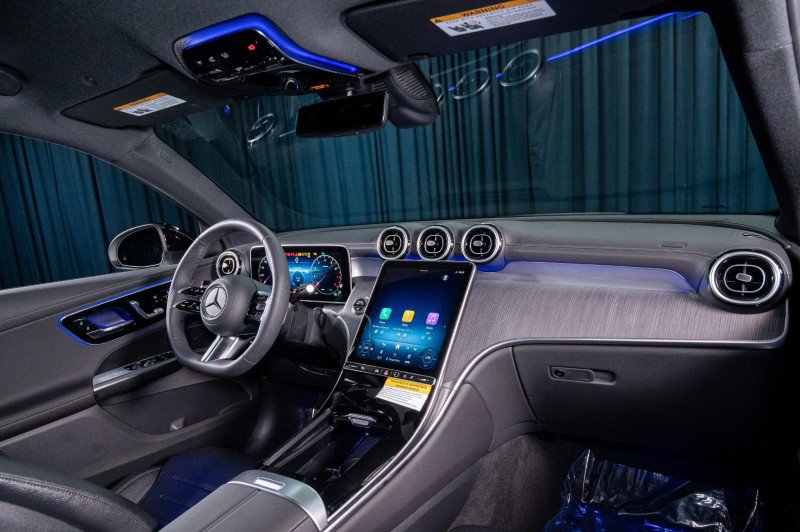 New 2026 Mercedes-Benz GLC 300 image 4