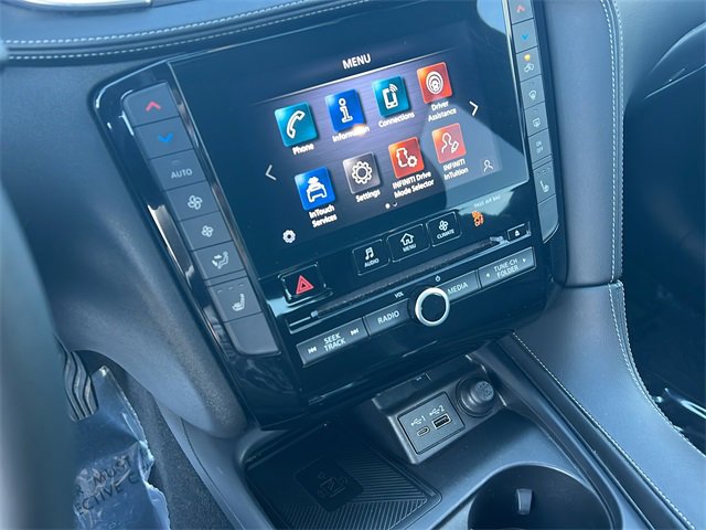 Certified 2024 INFINITI QX55 Luxe image 21