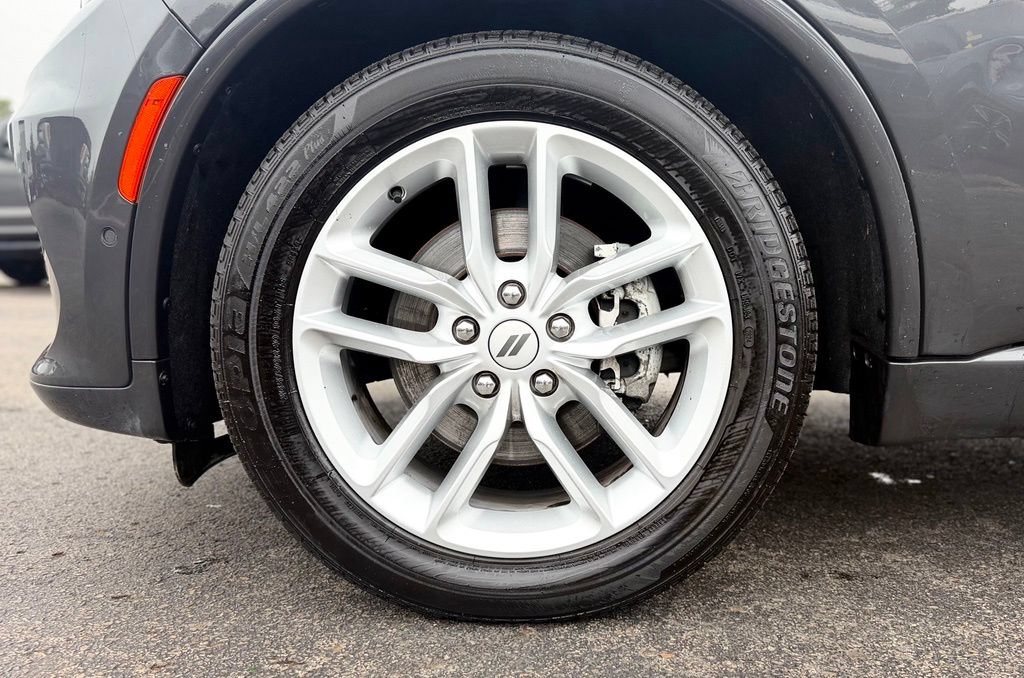 Used 2025 Dodge Durango R/T AWD/4WD image 3