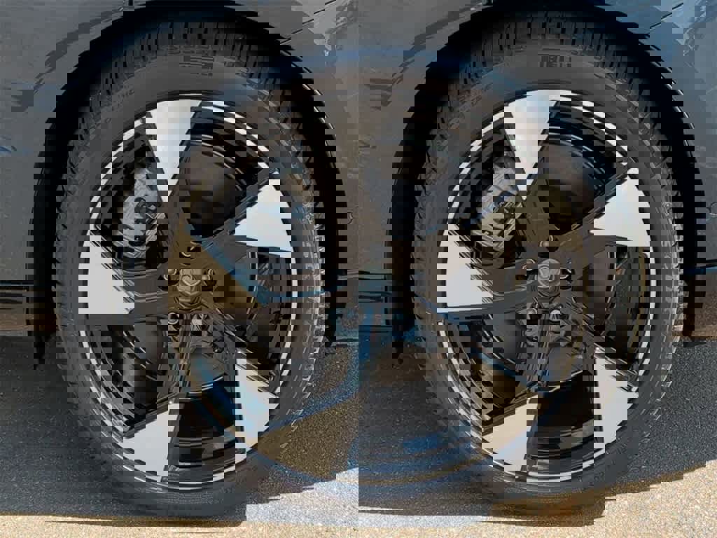 New 2025 Volvo EX90 Ultra w/ Protection Package Premier image 12