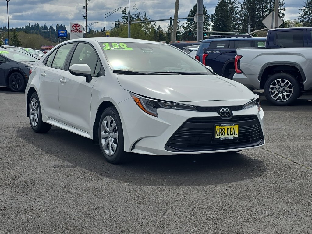 New 2026 Toyota Corolla LE image 2
