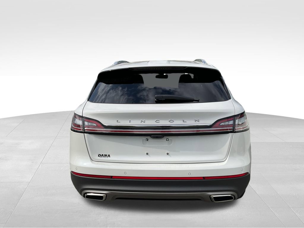 Used 2022 Lincoln Nautilus AWD w/ Premium Package image 8