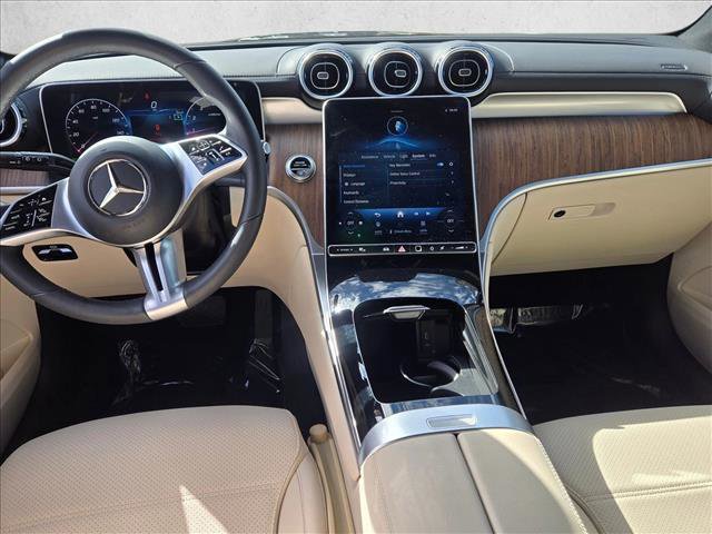 Used 2024 Mercedes-Benz GLC 300 4MATIC image 16