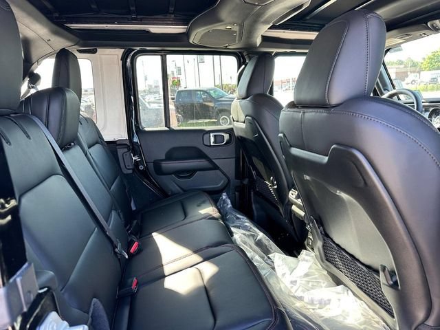 New 2026 Jeep Wrangler Unlimited Rubicon 392 w/ Quick Order Package 27X Moab AWD/4WD image 4