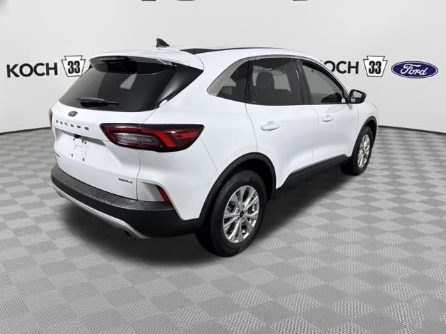 Used 2023 Ford Escape Active image 8