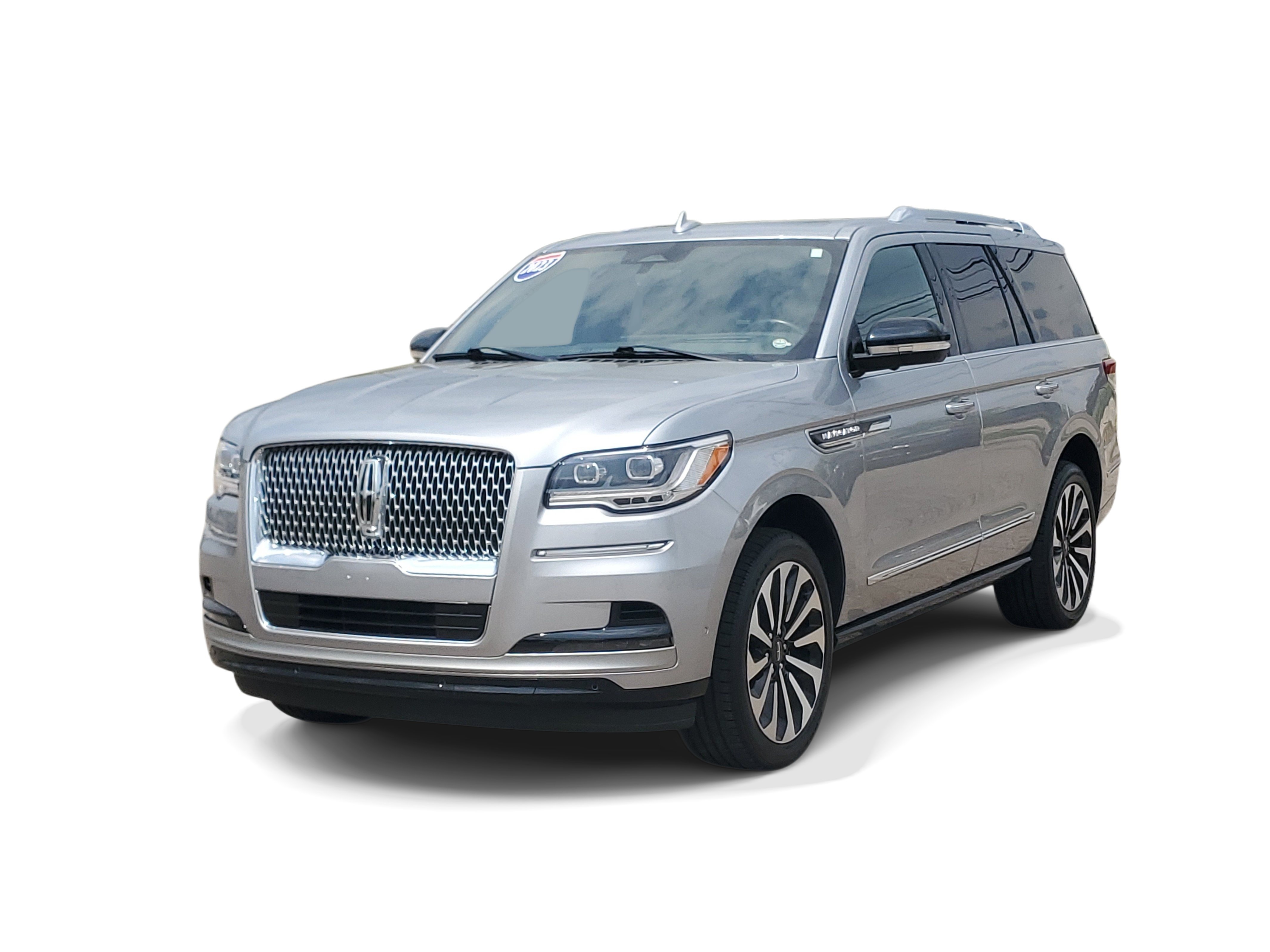 Used 2024 Lincoln Navigator Reserve AWD/4WD image 3