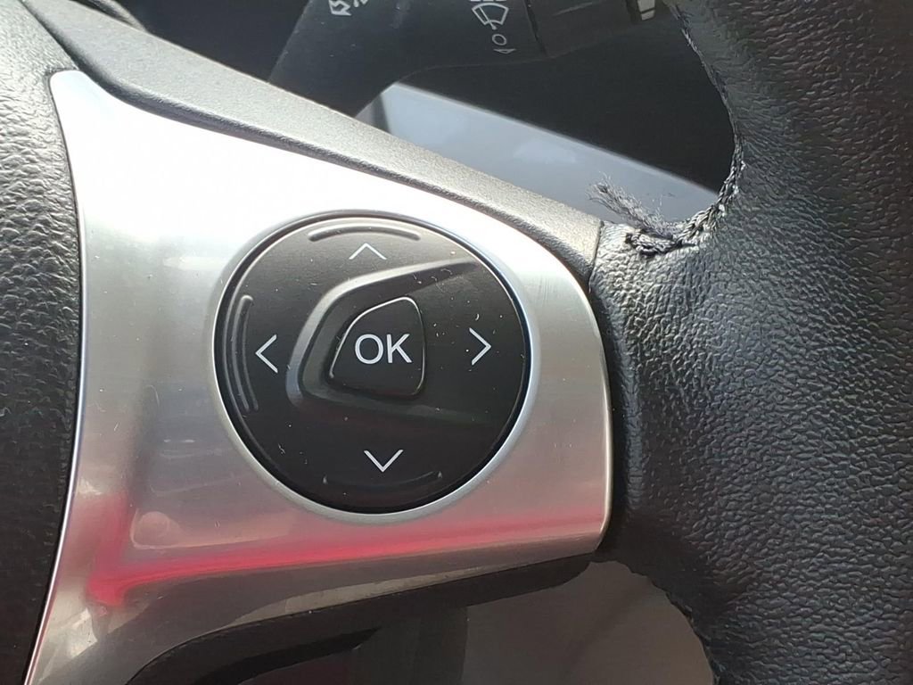 Used 2013 Ford C-MAX SEL FWD image 24