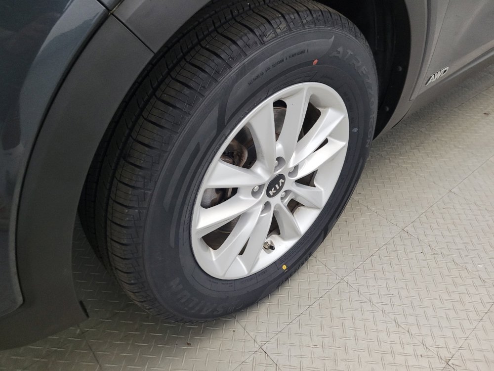 Used 2020 Kia Sorento LX w/ LX I4 Convenience Package AWD/4WD image 31